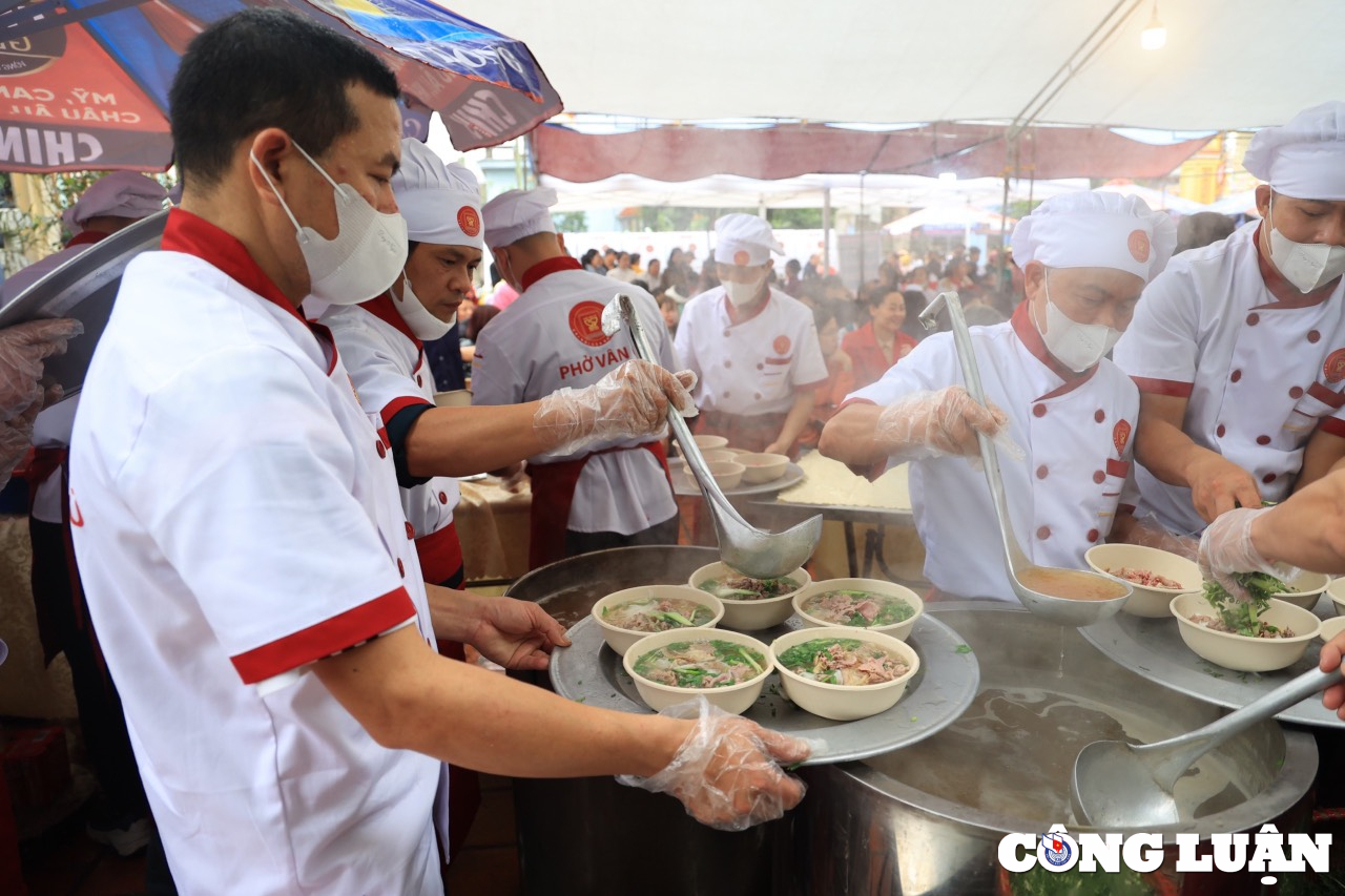 nguoi dan thich thu trai nghiem cac loai pho tai festival pho 2024 hinh 11