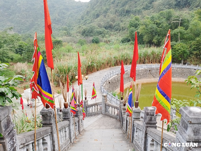 ghe tham dong hoa lu  can cu khoi nghiep cua nguoi anh hung dinh bo linh hinh 5