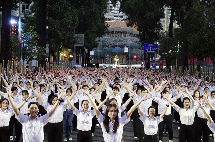 tp hcm han che luu thong tai mot so tuyen duong phuc vu le hoi thanh nien 2024 hinh 1