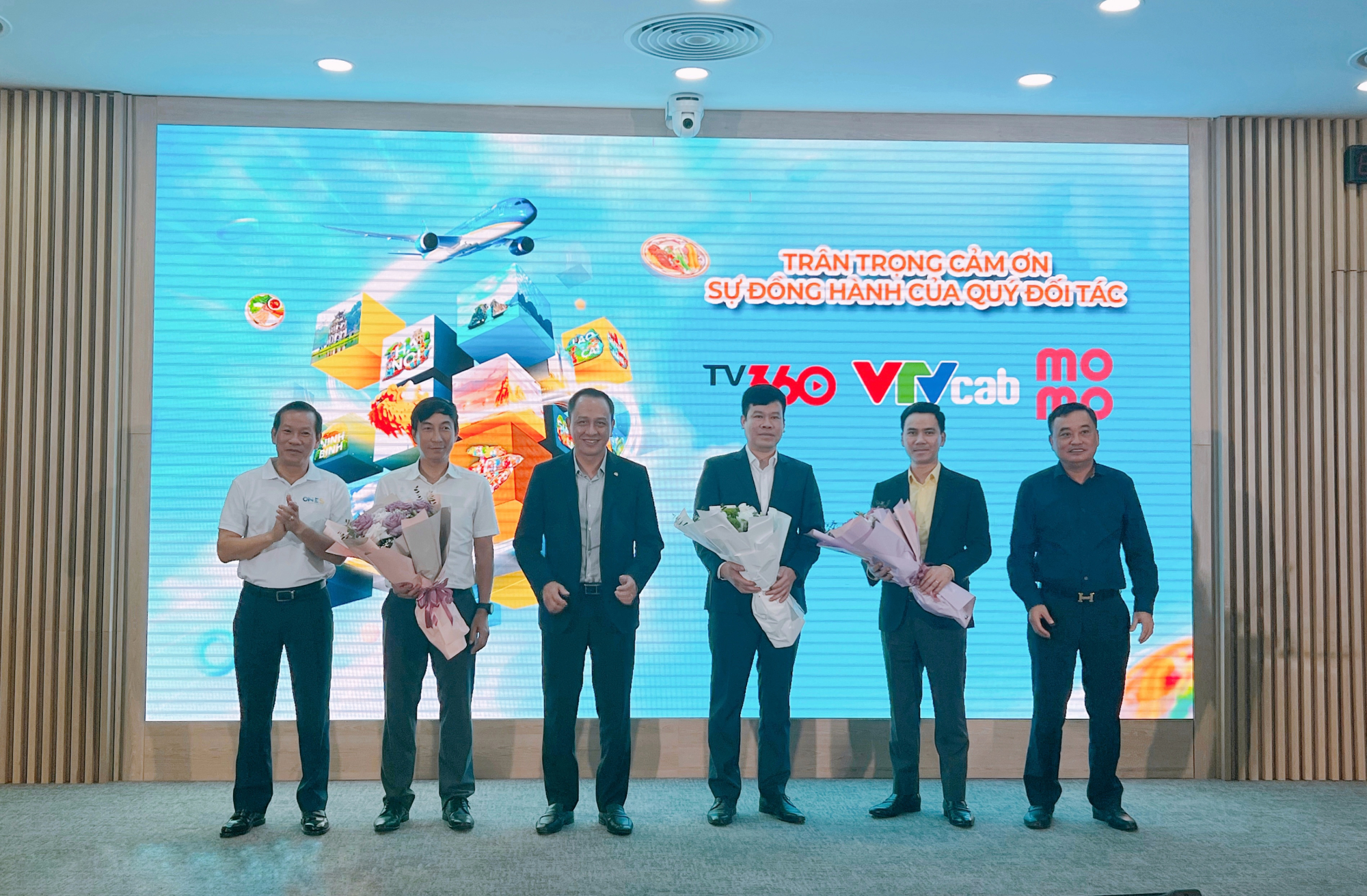 vietnam airlines khai mo tram van hoa dau tien trong chuong trinh one s hinh 3