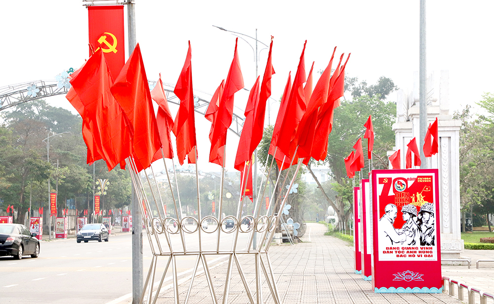 phu tho day manh cac hoat dong tuyen truyen co dong truc quan dip gio to hung vuong nam 2024 hinh 1