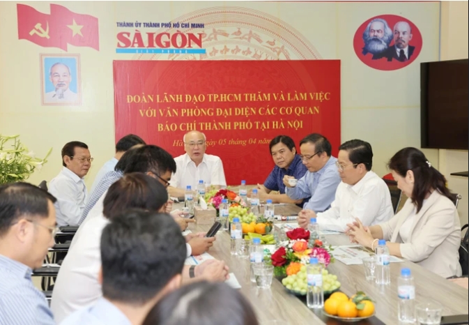 ho tro van phong dai dien co quan bao chi tp hcm tai ha noi thuan loi hon khi tac nghiep hinh 1