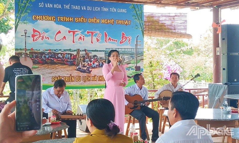 tien giang dua don ca tai tu vao phuc vu du khach hinh 1