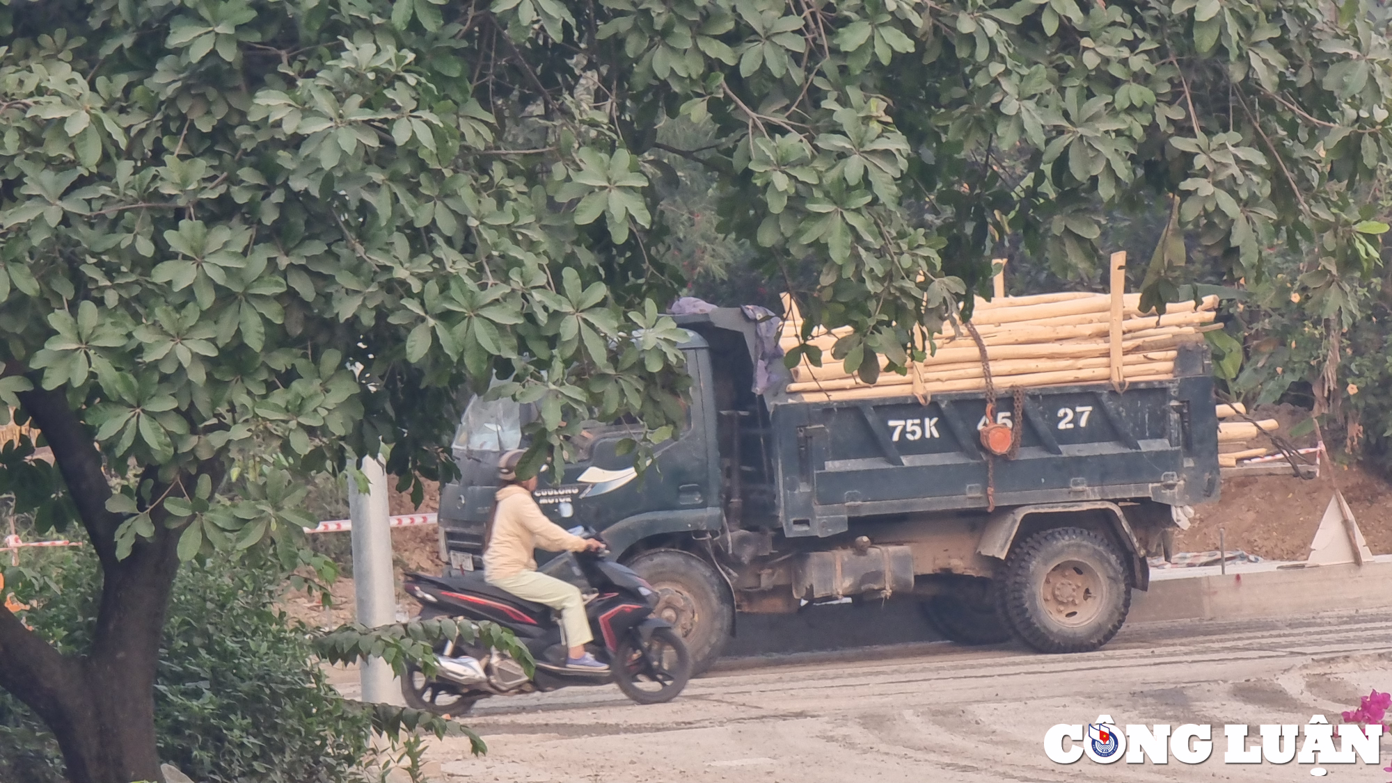 thua thien hue xe qua kho qua tai tung hoanh tai thi xa huong tra hinh 7