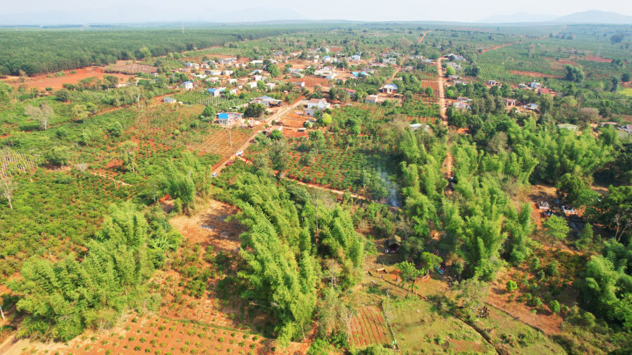 gia lai troi nang nhu do lua dan lang hnap to chuc le cau mua hinh 1