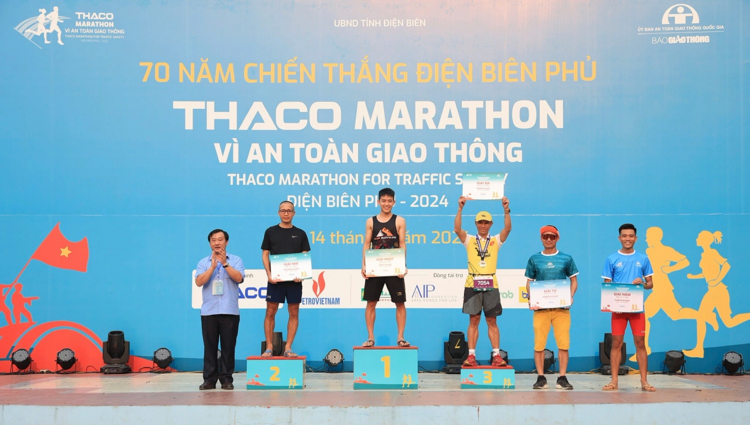 petrovietnam dong hanh cung giai chay thaco marathon vi an toan giao thong  dien bien phu 2024 hinh 13