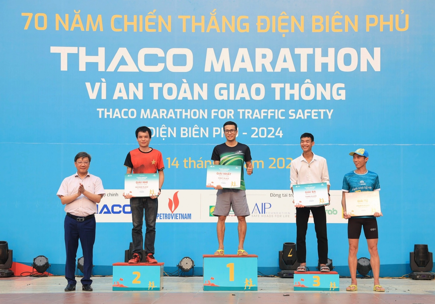 petrovietnam dong hanh cung giai chay thaco marathon vi an toan giao thong  dien bien phu 2024 hinh 14