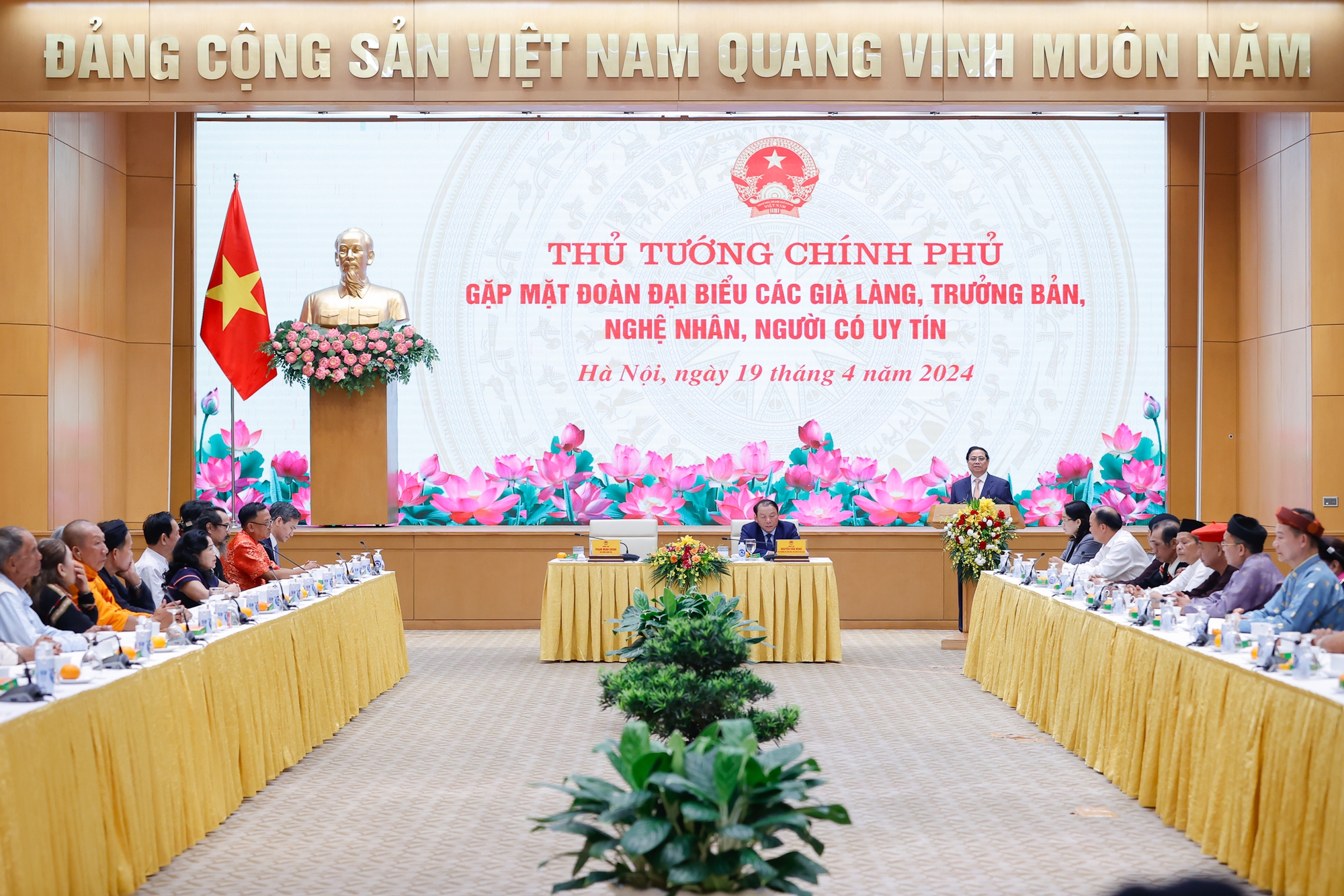 cac gia lang truong ban nghe nhan nguoi co uy tin cung nhau to tham net dep cua nen van hoa viet nam hinh 3