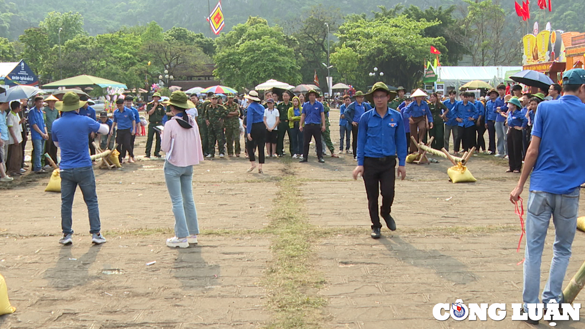 ninh binh hap dan cac hoat dong va tro choi dan gian tai le hoi hoa lu 2024 hinh 4