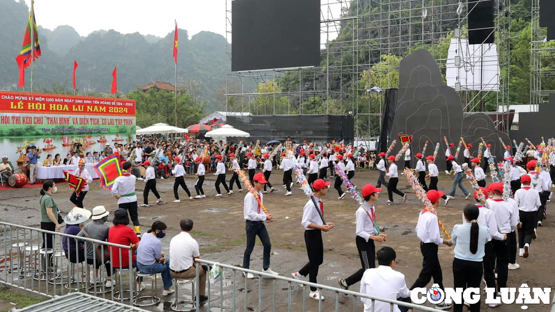 ninh binh hap dan cac hoat dong va tro choi dan gian tai le hoi hoa lu 2024 hinh 8