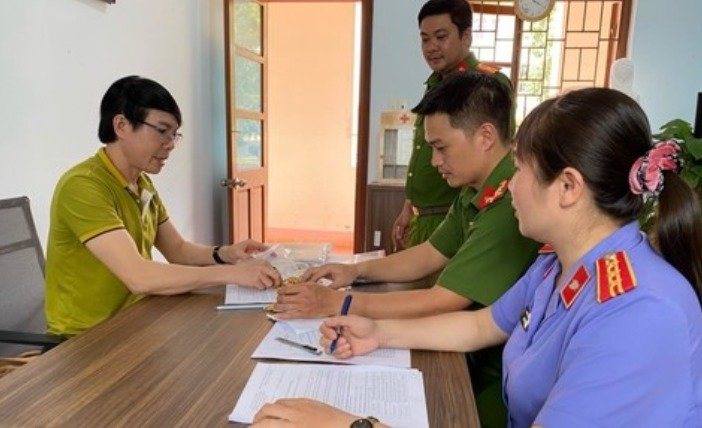 vu trom 35kg vang o dak nong da trao tra lai toan bo tai san cho chu tiem vang hinh 1