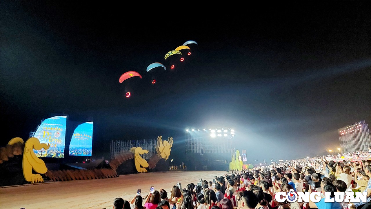 quang ninh net moi dac sac trong le hoi carnaval ha long 2024 hinh 2