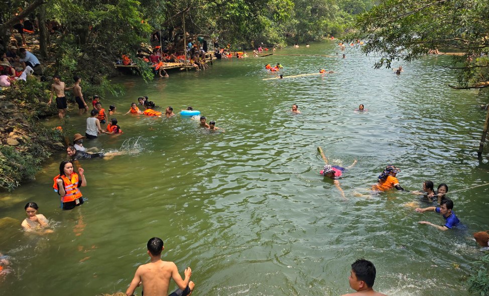 quang binh dinh chi 2 khu du lich khong co giay phep hoat dong hinh 2