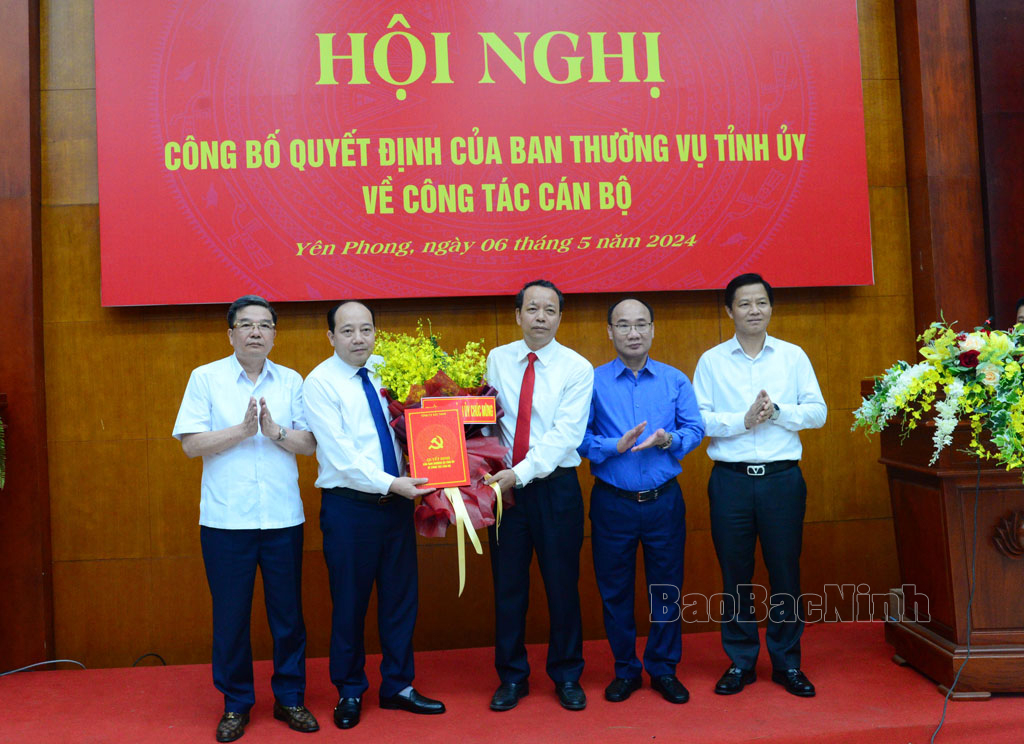 bac ninh dieu dong bo nhiem loat can bo chu chot cac so nganh dia phuong hinh 3