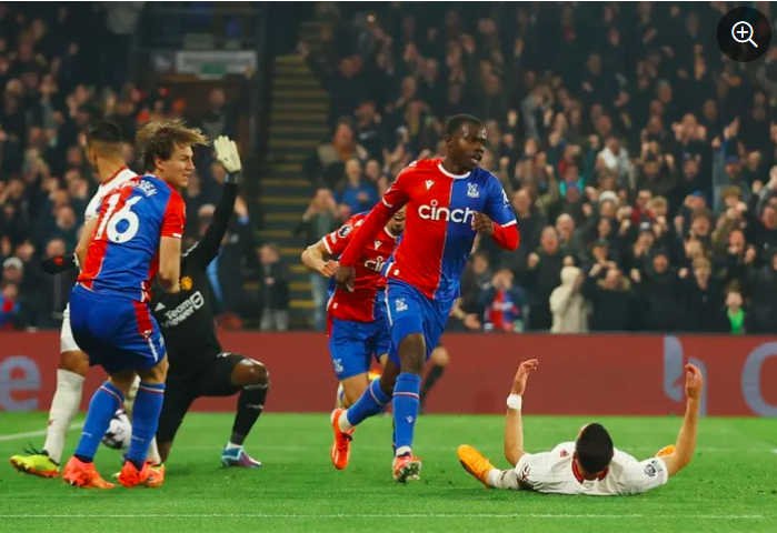 man utd tham bai truoc crystal palace o vong 36 ngoai hang anh hinh 1