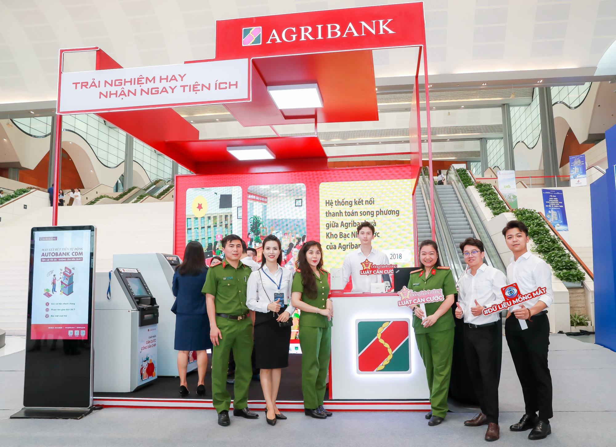 agribank trinh dien 6 dich vu vuot troi tai su kien chuyen doi so nganh ngan hang nam 2024 hinh 3