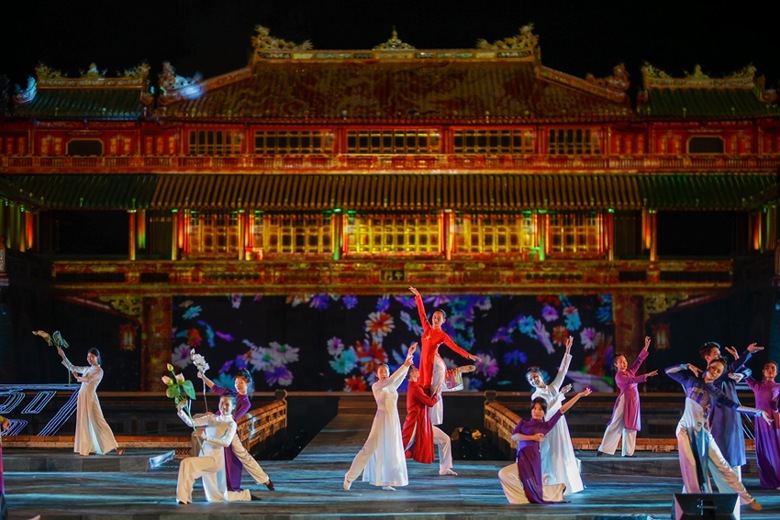 cong bo gia ve cac chuong trinh tuan le festival nghe thuat quoc te hue 2024 hinh 1