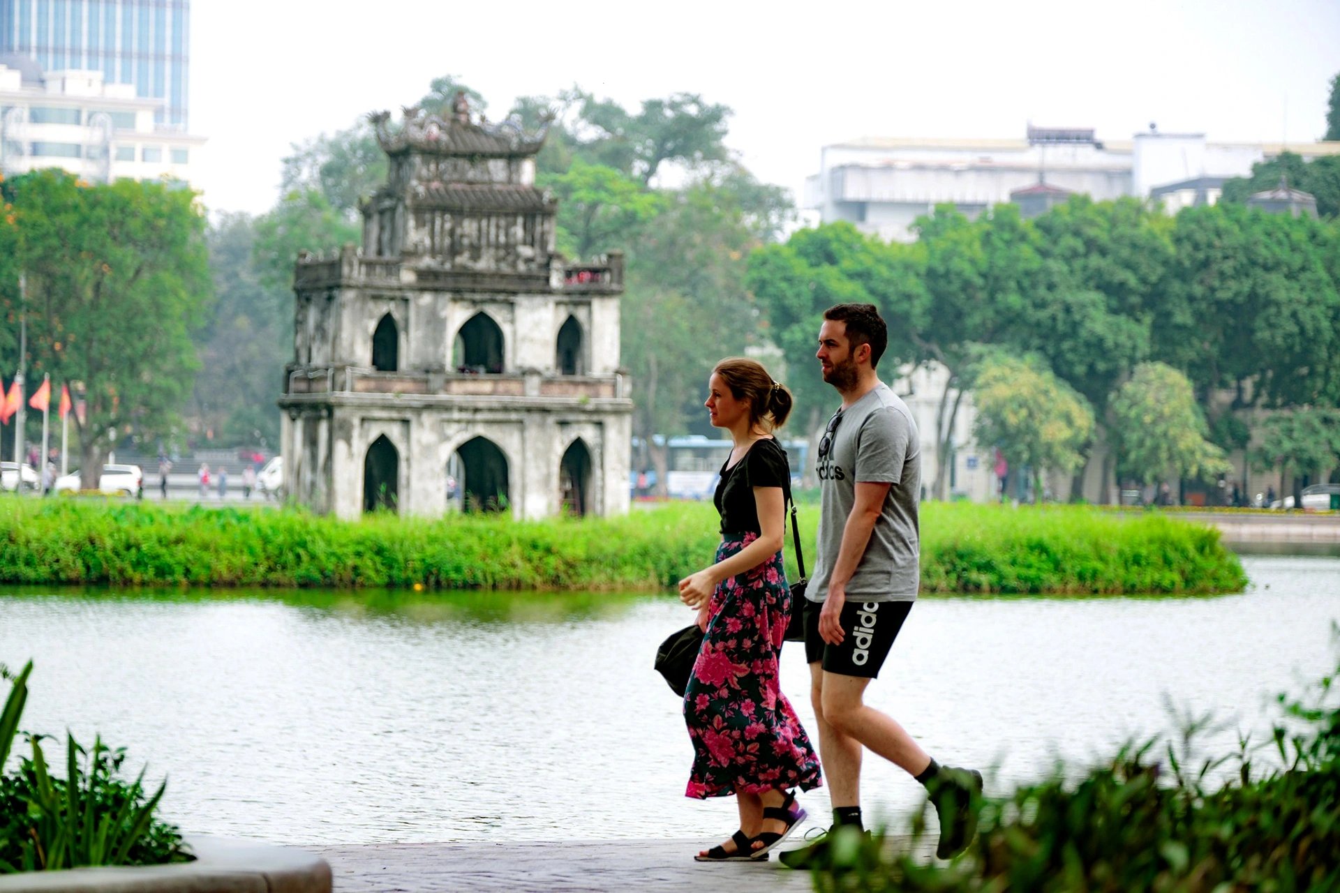 tap chi du lich thanh pho ho chi minh hop tac voi nhieu dia phuong quang ba van hoa du lich hinh 1