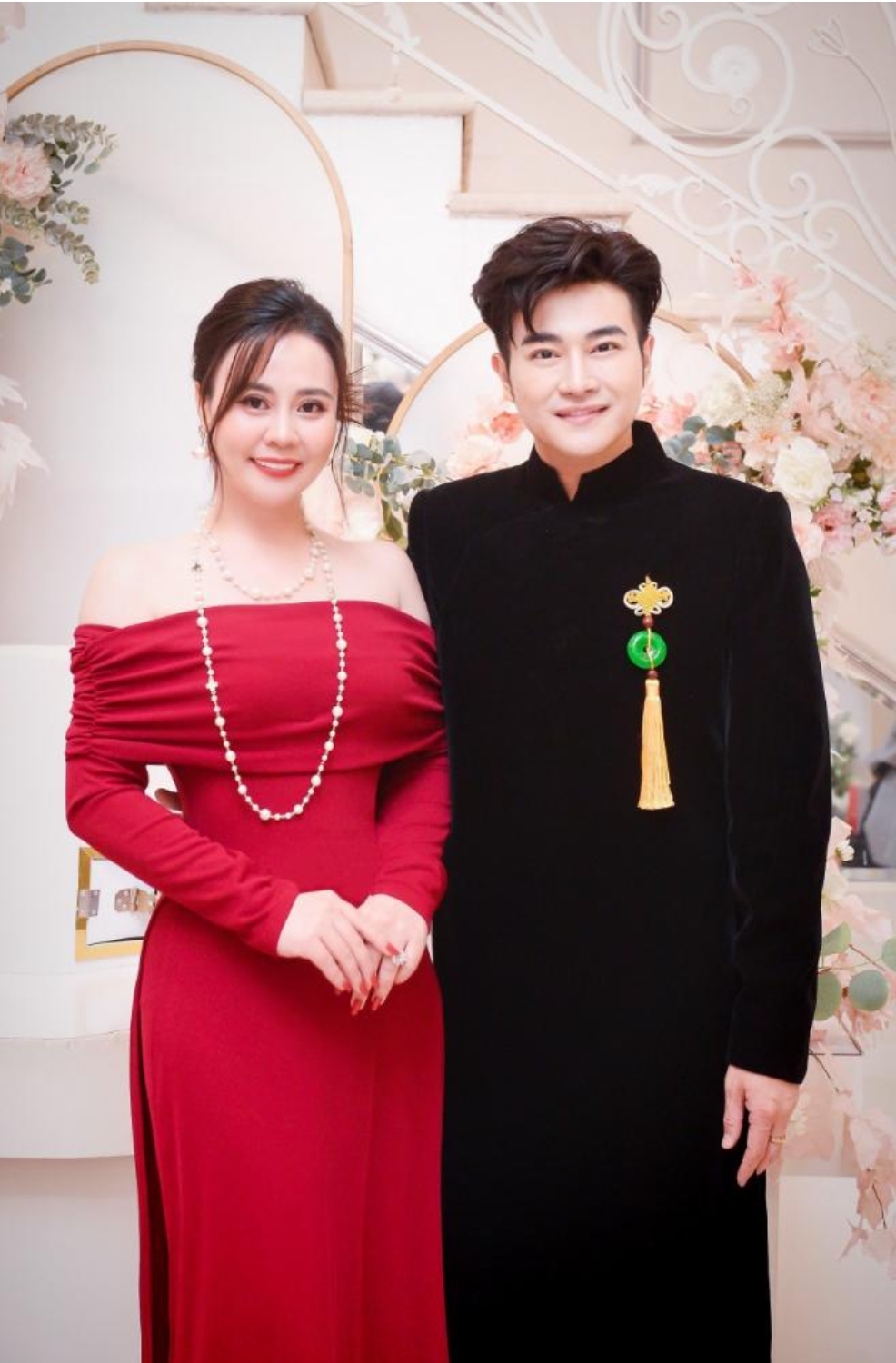 miss grand international phan kim oanh va dan hoa a hau long lay ngoi ghe nong mrs grand vietnam 2024 hinh 9