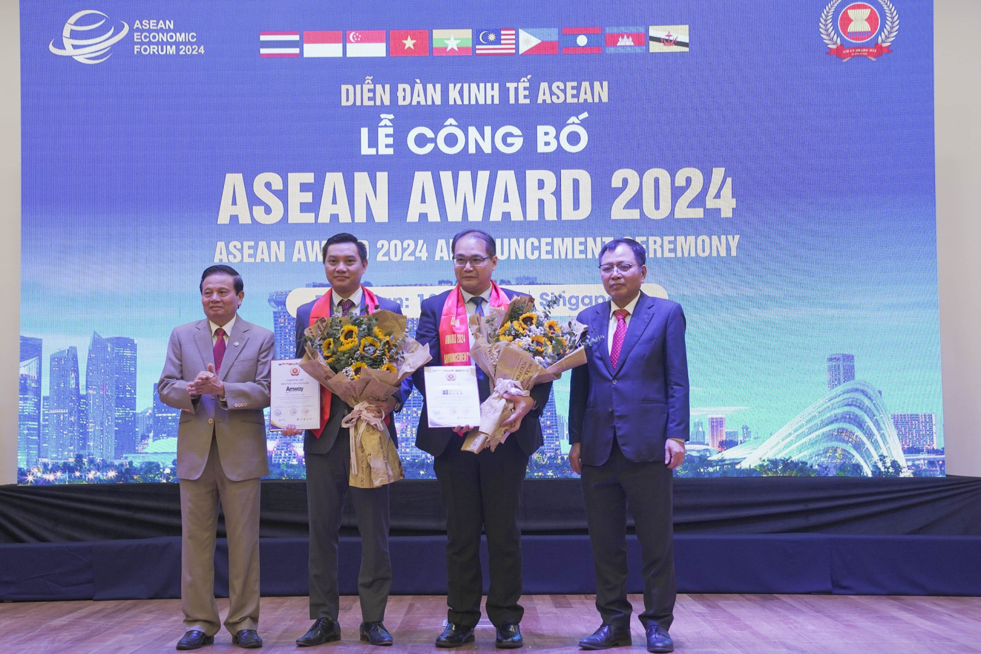 amway duoc vinh danh tai asean award 2024 tu hao va dong luc hinh 1