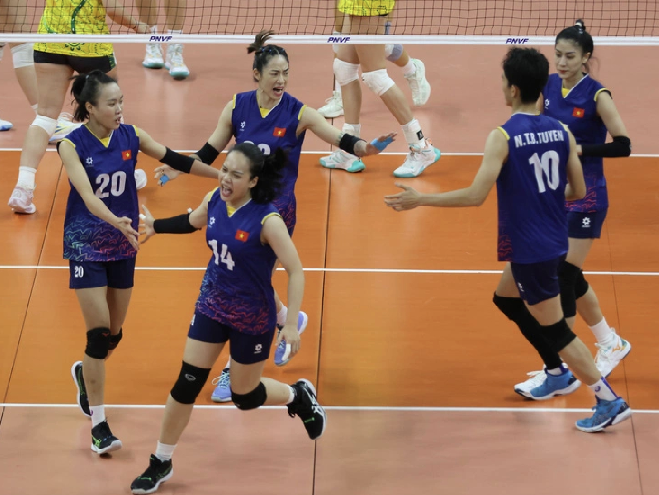 danh bai australia bong chuyen nu viet nam vao chung ket avc challenge cup 2024 hinh 1