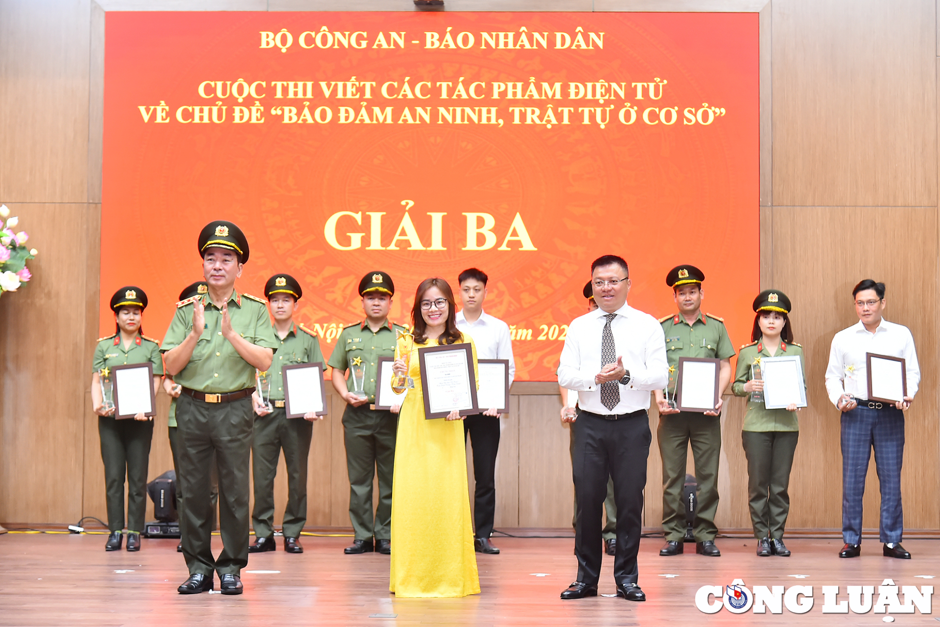 54 tac pham xuat sac ve de tai bao dam an ninh trat tu o co so hinh 6