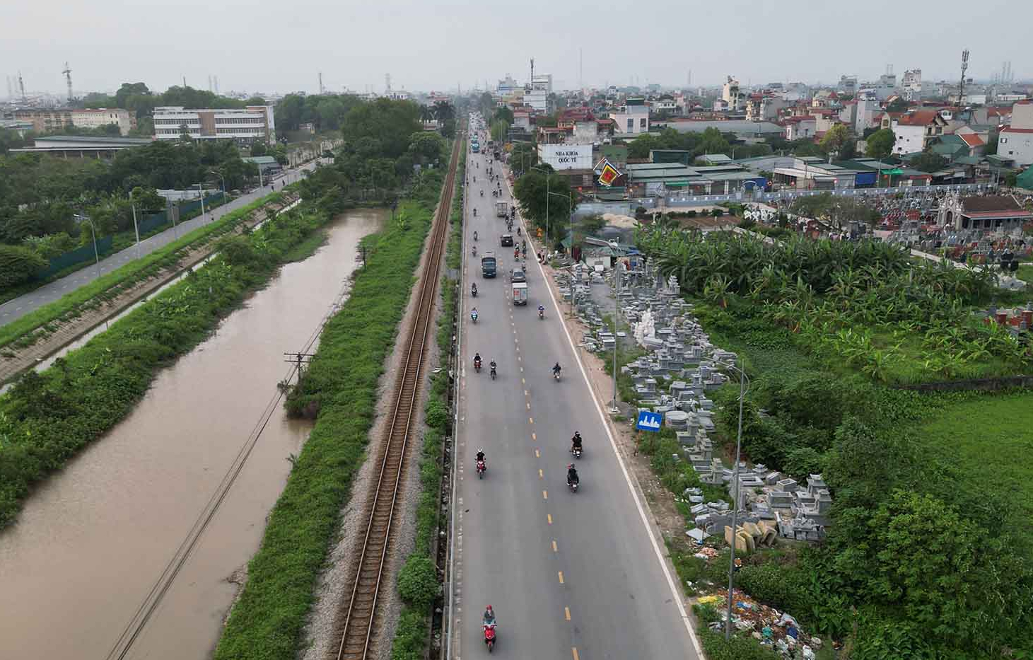 ha noi gan 500 ty dong nang cap quoc lo 1a qua huyen thuong tin hinh 1