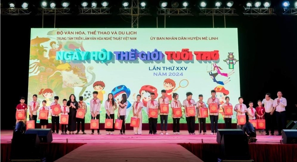 nha thiet ke ngo nhat huy phuong ho thuong hieu bigally hoi tu trong le hoi tre em toa sang viet nam hinh 2