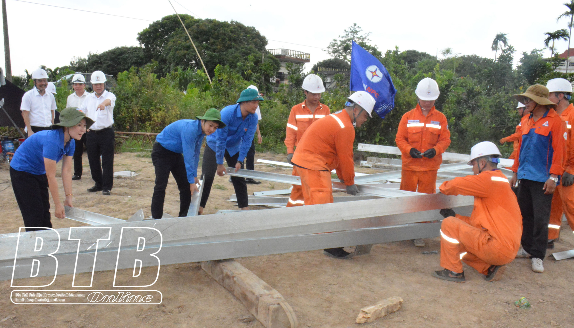 thanh nien thai binh chung tay ho tro thi cong du an duong day 500kv mach 3 hinh 1