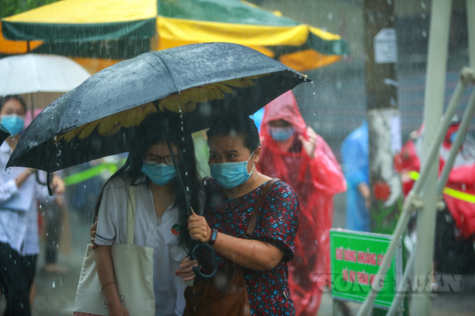 nhieu kha nang mua to vao 2 ngay thi len lop 10 o ha noi hinh 1