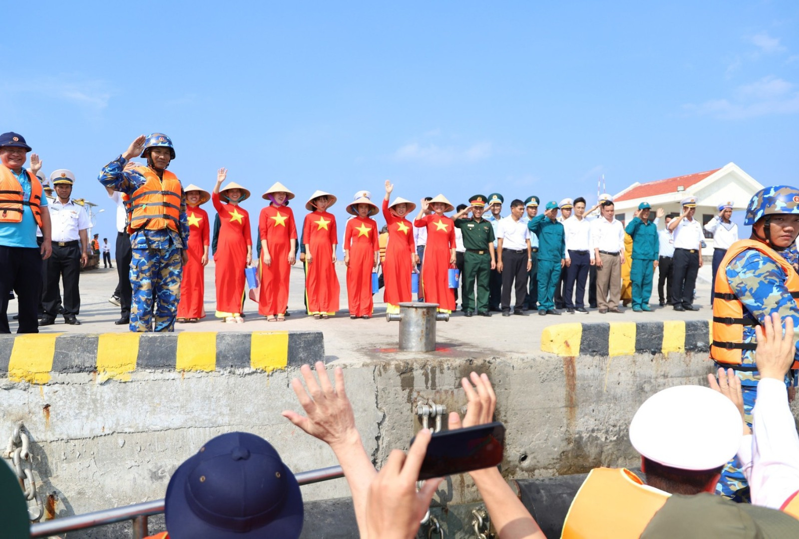 nha bao duong ngan  bao dau tu nho lam truong sa oi hinh 2