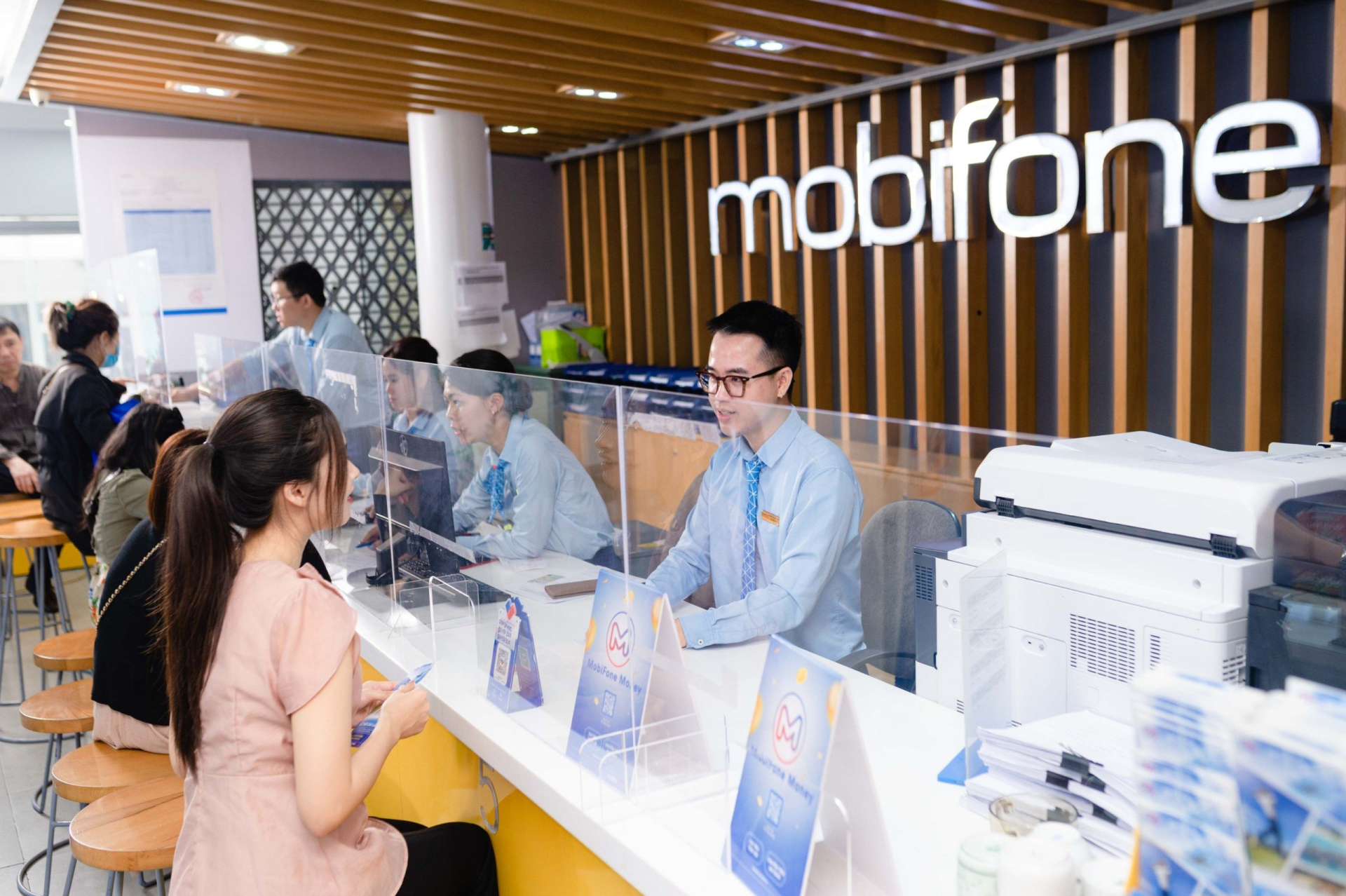 mobifone lot top 500 doanh nghiep xuat sac nhat dong nam a nam 2024 do fortune cong bo hinh 1