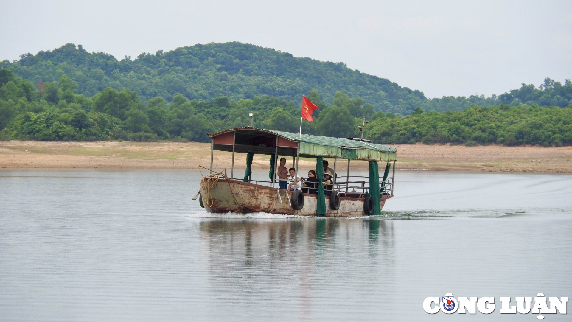 chiem nguong ve dep tho mong cua ho ke go tinh ha tinh hinh 12