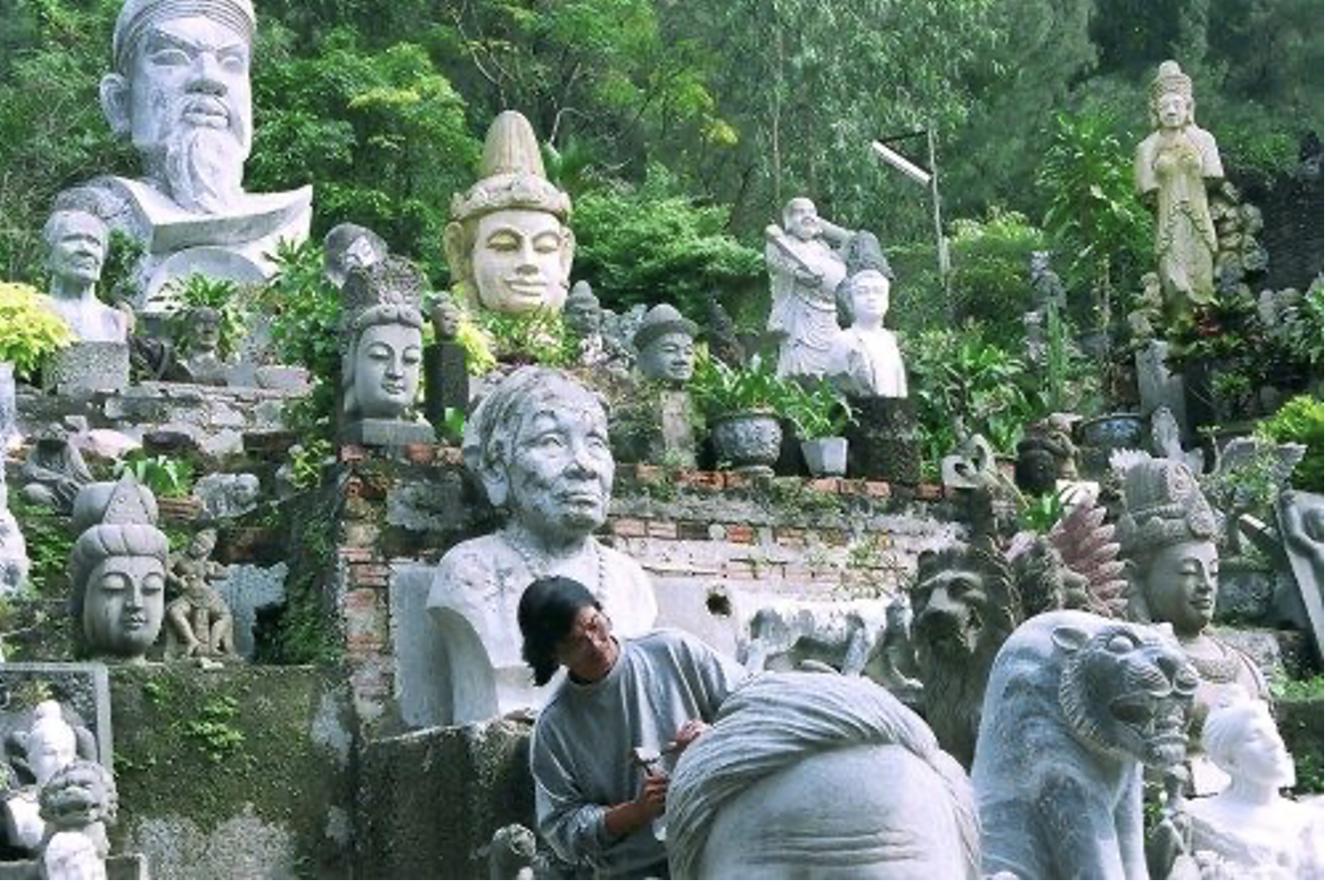 ghe tham ngoi lang voi truyen thong thoi hon vao da ngay giua long da nang hinh 2