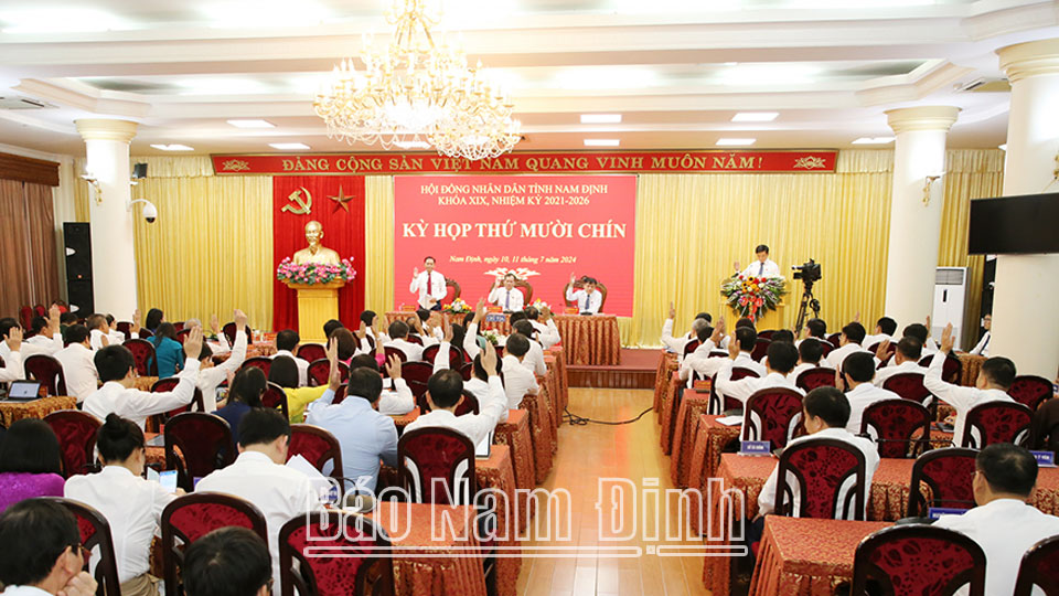 ky hop thu 19 hdnd tinh nam dinh khoa xix thong qua 28 nghi quyet quan trong hinh 1