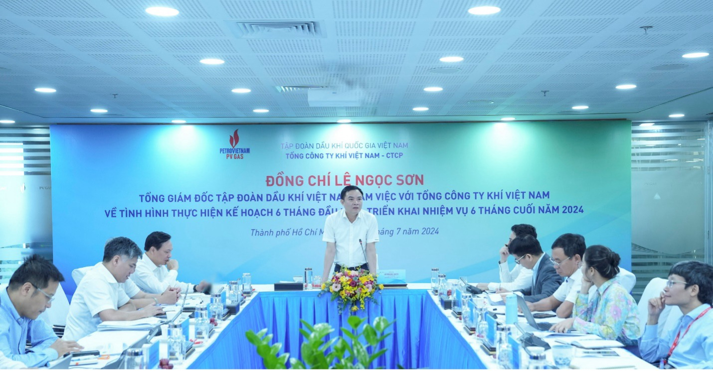 tong giam doc petrovietnam lam viec tai pv gas hinh 1