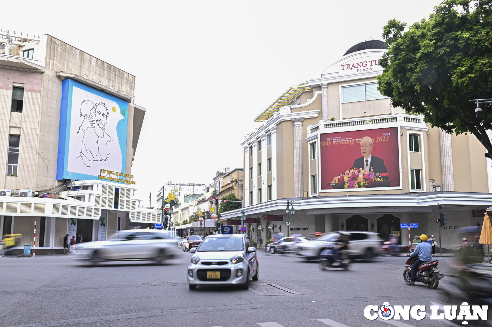 nguoi dan o ha noi treo co ru tuong nho tong bi thu nguyen phu trong hinh 11