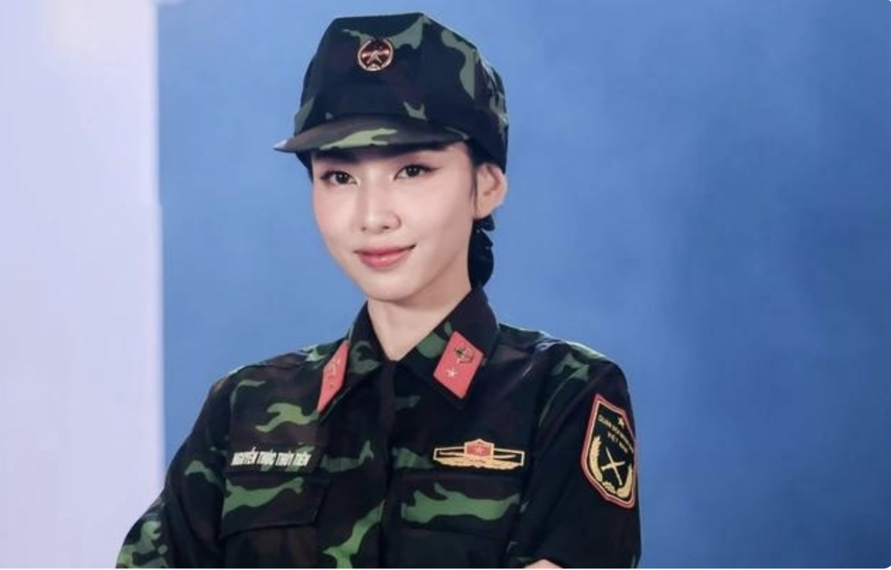 hoa hau nguyen thuc thuy tien tham gia chuong trinh sao ngap ngu 2024 hinh 1