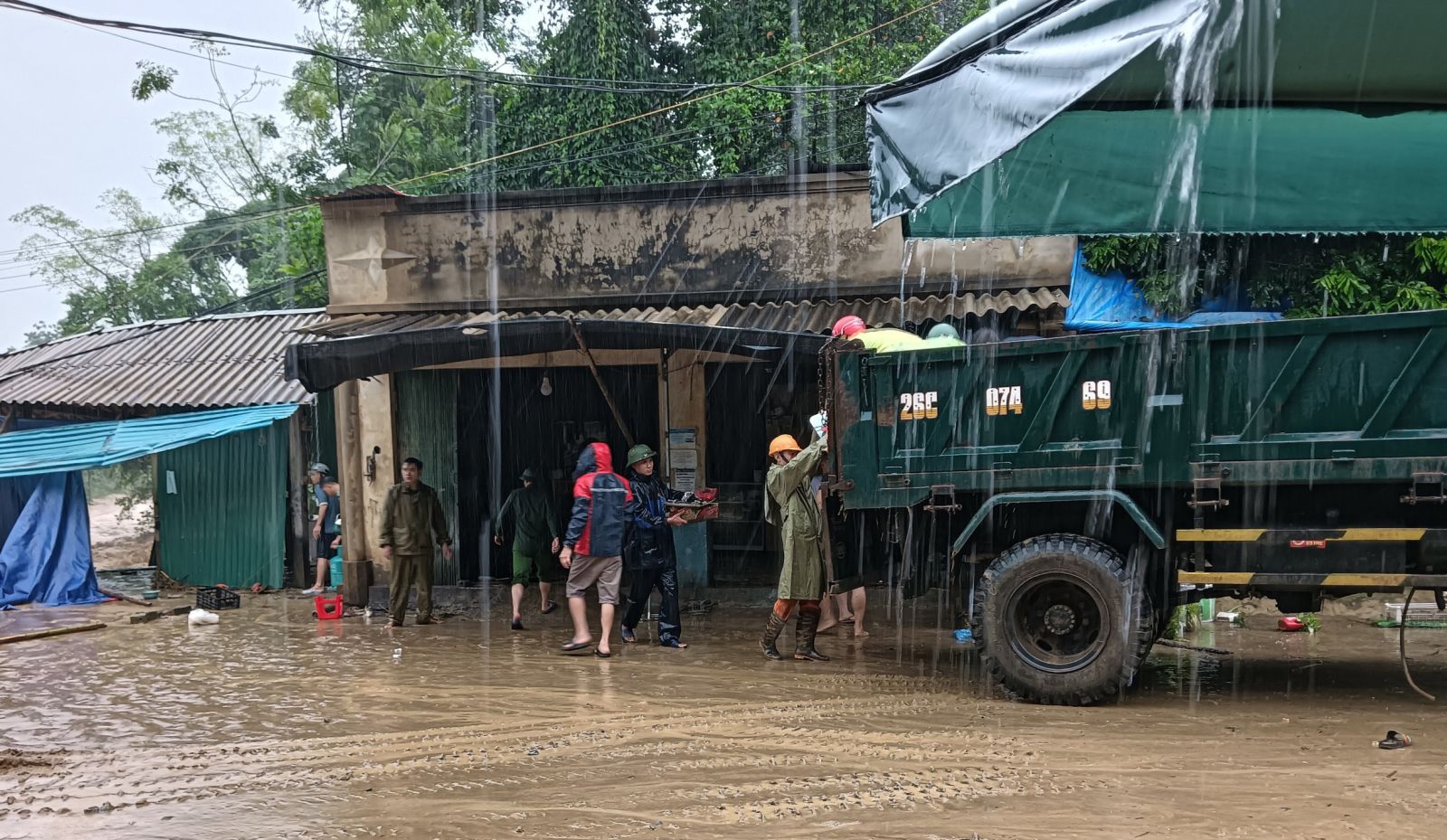 thanh hoa trien khai cac bien phap khac phuc hau qua do mua lu gay ra hinh 4