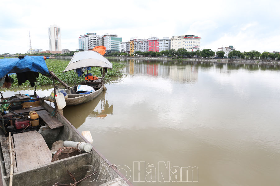 lu song day o ha nam vuot bao dong iii hinh 1