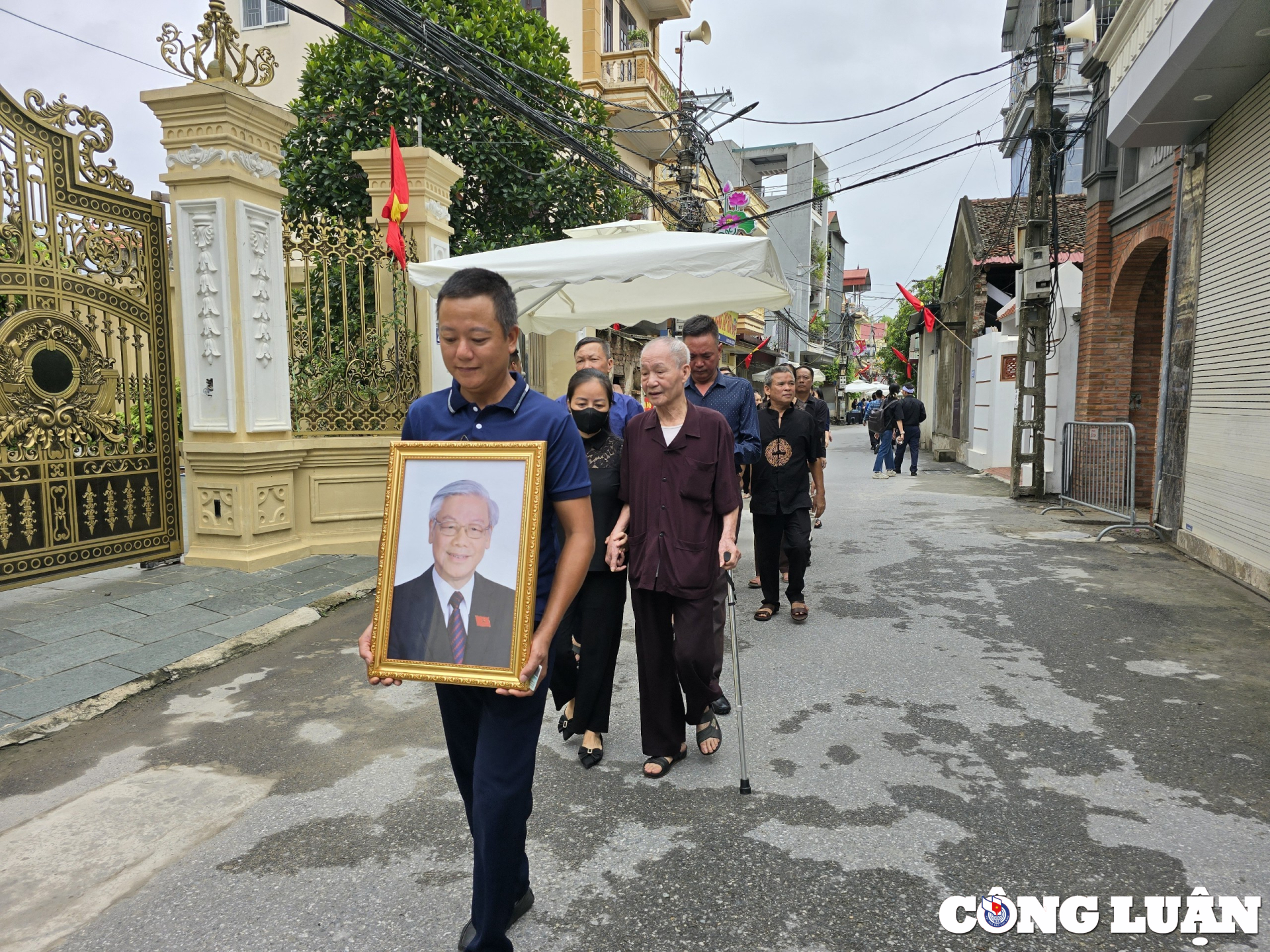 nguoi dan se duoc vao vieng tong bi thu nguyen phu trong tu 18h chieu nay hinh 3