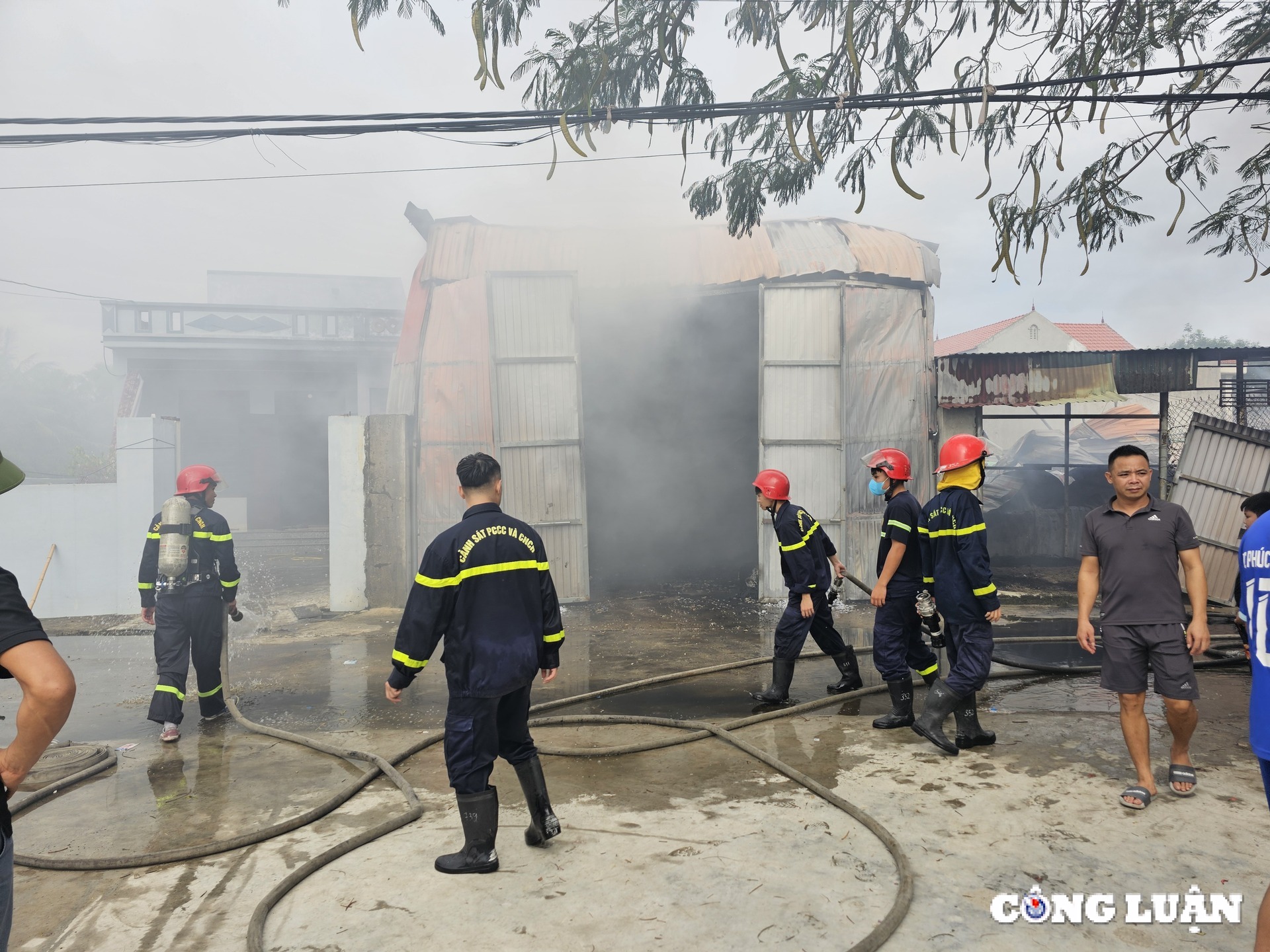 nan nhan noi gi ve vu chay xuong phe lieu o sam son thanh hoa hinh 3