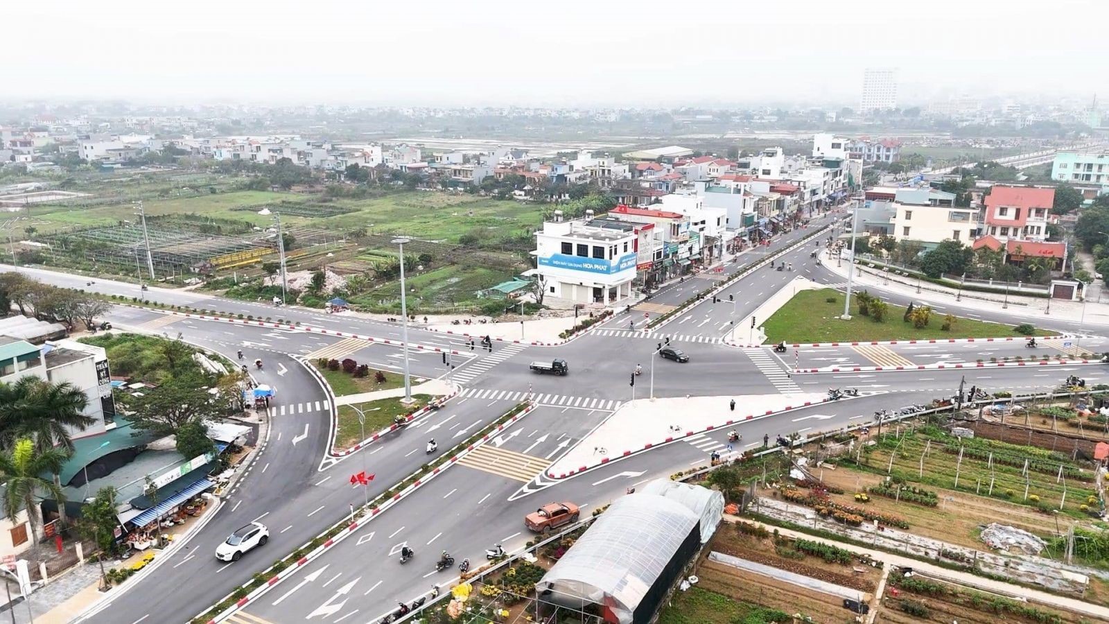 tu vua lua cua mien bac thai binh gia nhap cau lac bo ty do ve thu hut fdi mo rong canh don nha dau tu bat dong san hinh 2