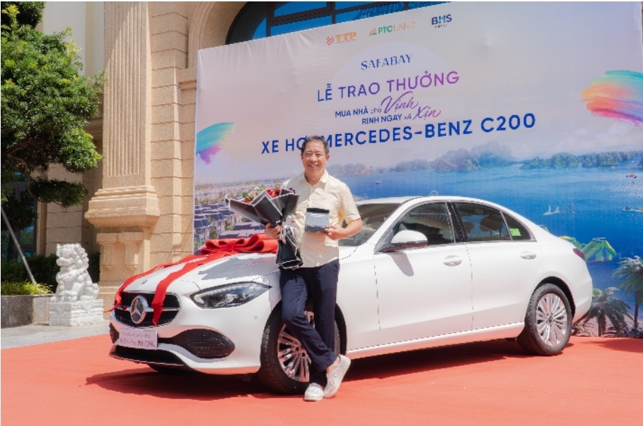 giai thuong xe mercedes benz c200 tri an khach hang vinh giai tri safabay da tim duoc chu nhan hinh 1