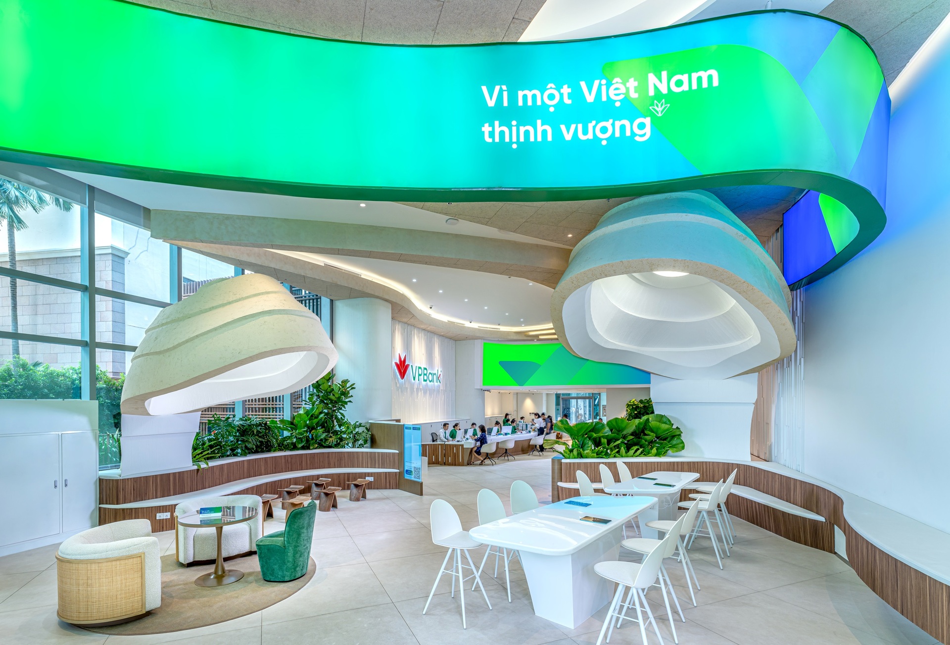 vpbank choi lon voi chi nhanh flagship dau tien tai viet nam hinh 2