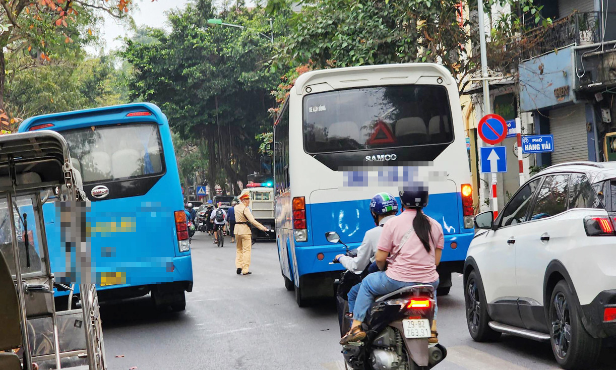 chan chinh hoat dong don tra khach du lich trong pho co ha noi hinh 1