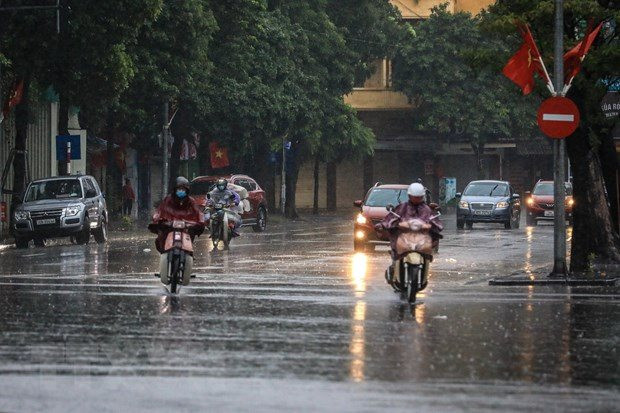 du bao thoi tiet ngay 15 8 bac bo tiep tuc co mua rao va dong rai rac hinh 1