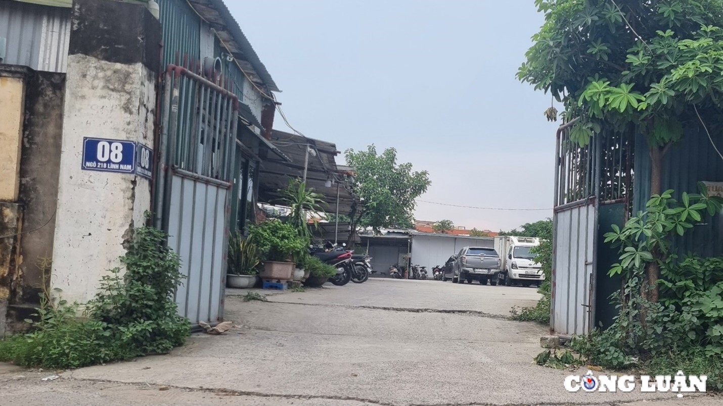 hoang mai ha noi bai xe khong phep ngang nhien hoat dong hinh 7