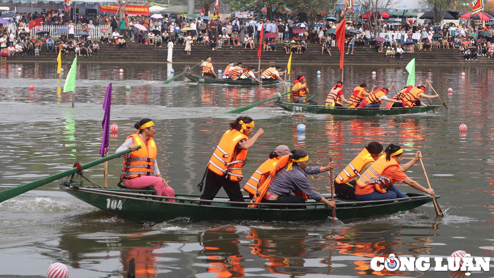 trai nghiem dap xe va cheo thuyen tai ninh binh vao top trai nghiem tuyet voi nhat the gioi hinh 1