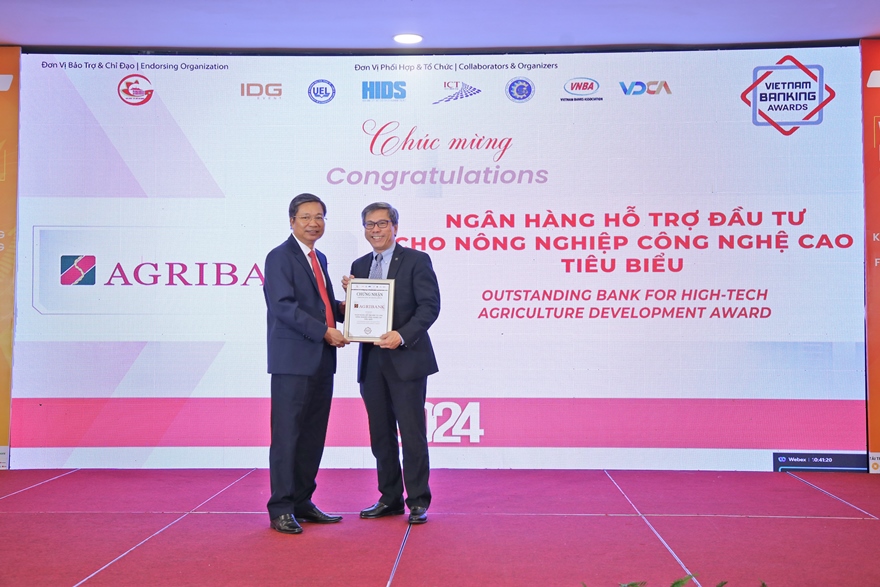 agribank lien tuc khang dinh thuong hieu vi the qua cac giai thuong uy tin hinh 1